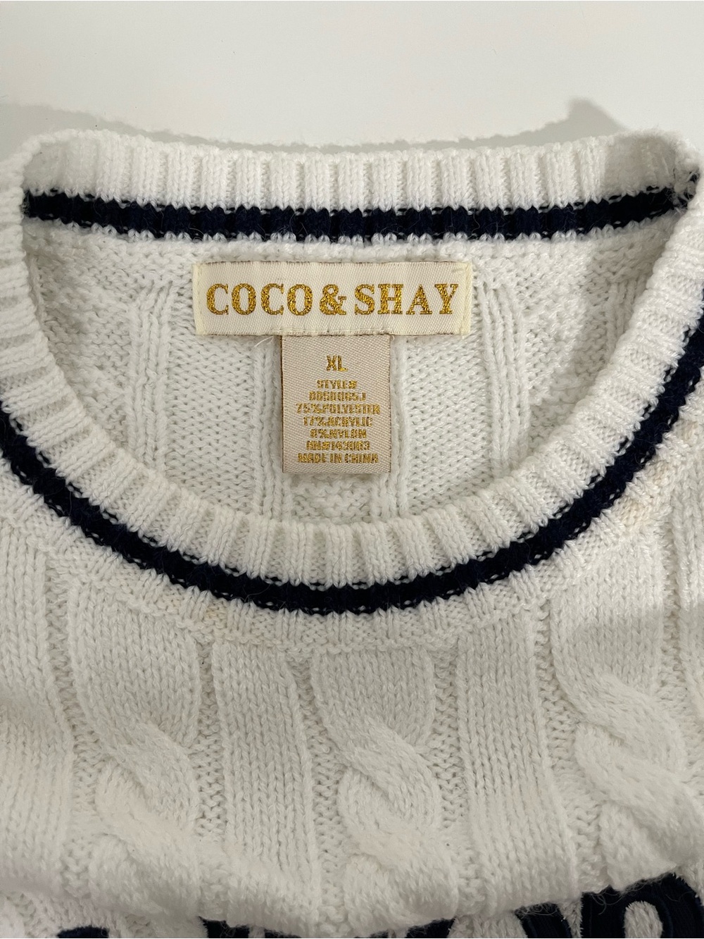 California Cable Knit Sweater XL Cream White Navy Blue PreppyCore Pullover - Picture 4 of 8